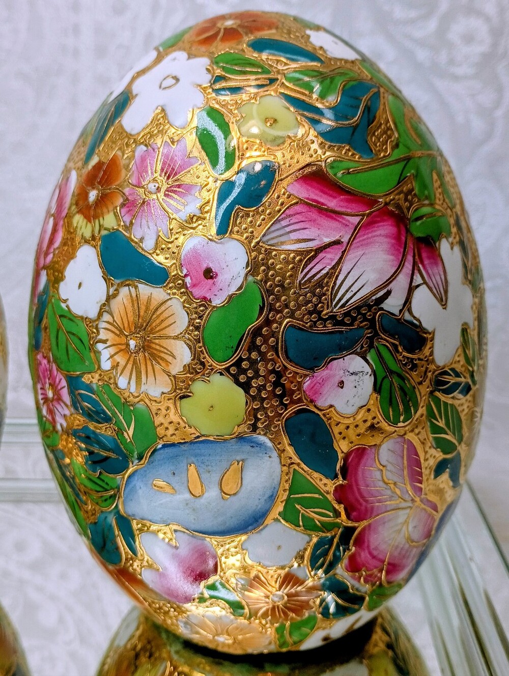 Japanese Moriage Ceramic Eggs - Picture 7 of 8